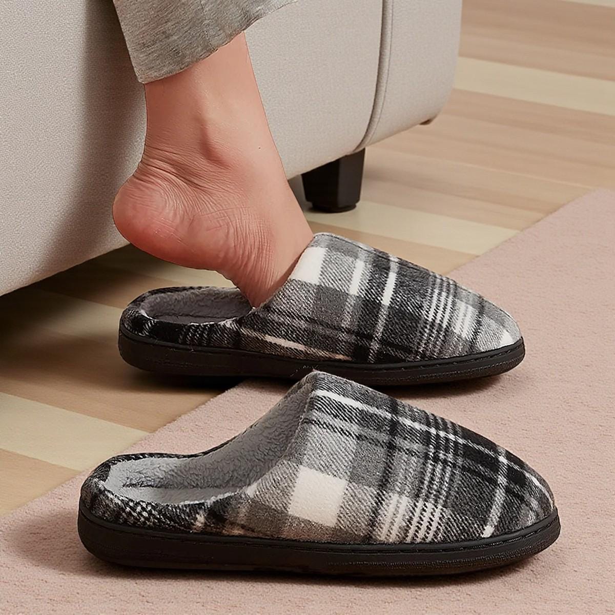 Men’s Classic Plaid Memory Foam Slippers - Warm & Relaxed
